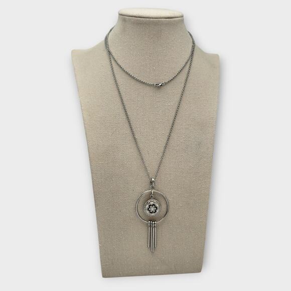 Geometric Floral Pendant Silver Necklace – Modern Boho Layered Style - Picture 1 of 8